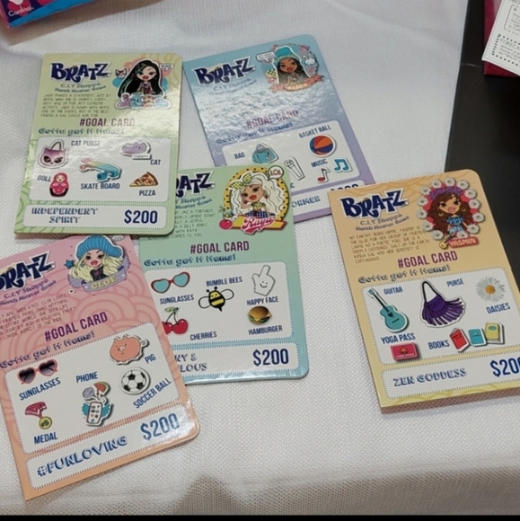 Bratz C.I.Y. Shoppe Merch Master Game - Picture 6 of 6